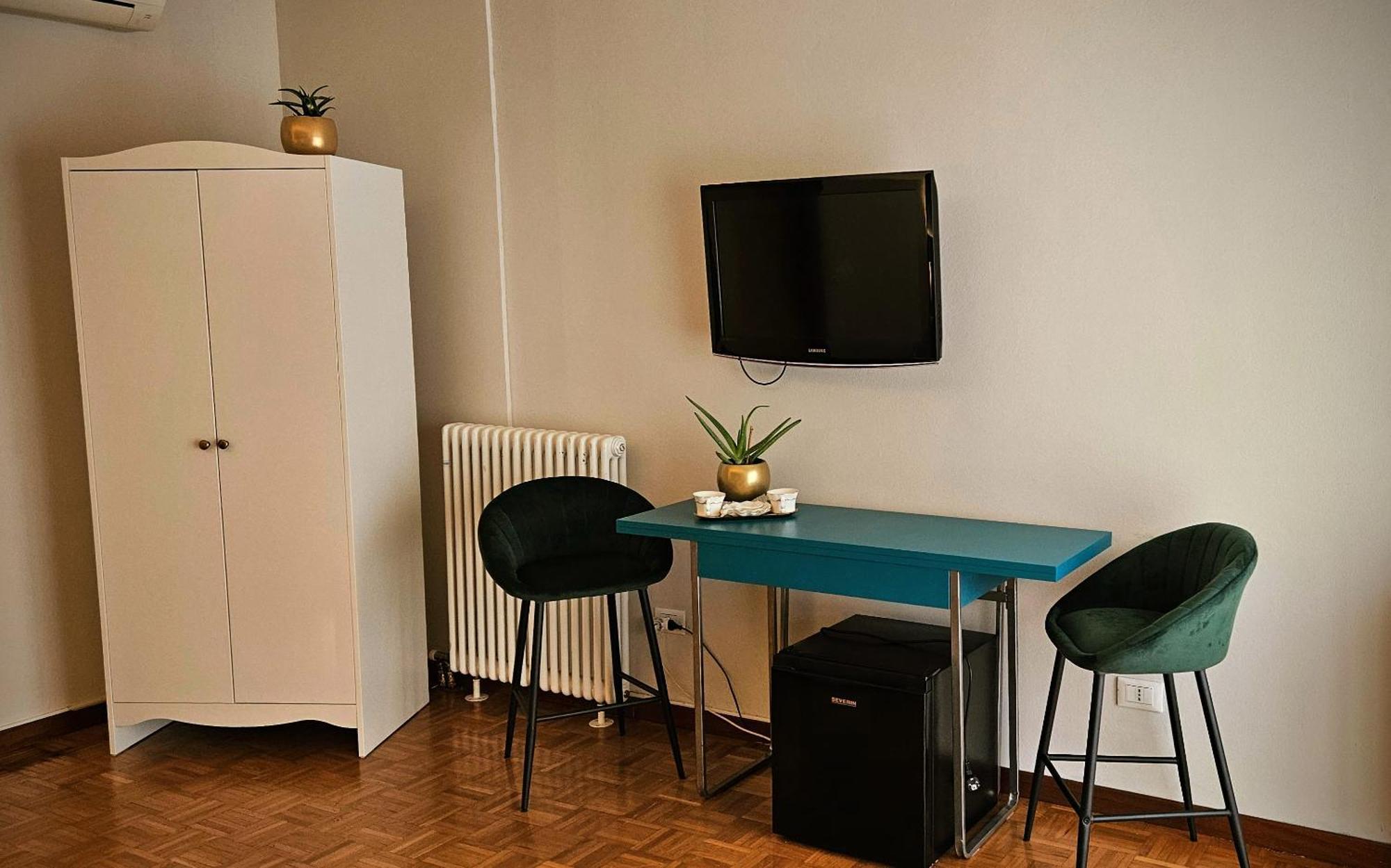 Verona Express Rooms Zewnętrze zdjęcie